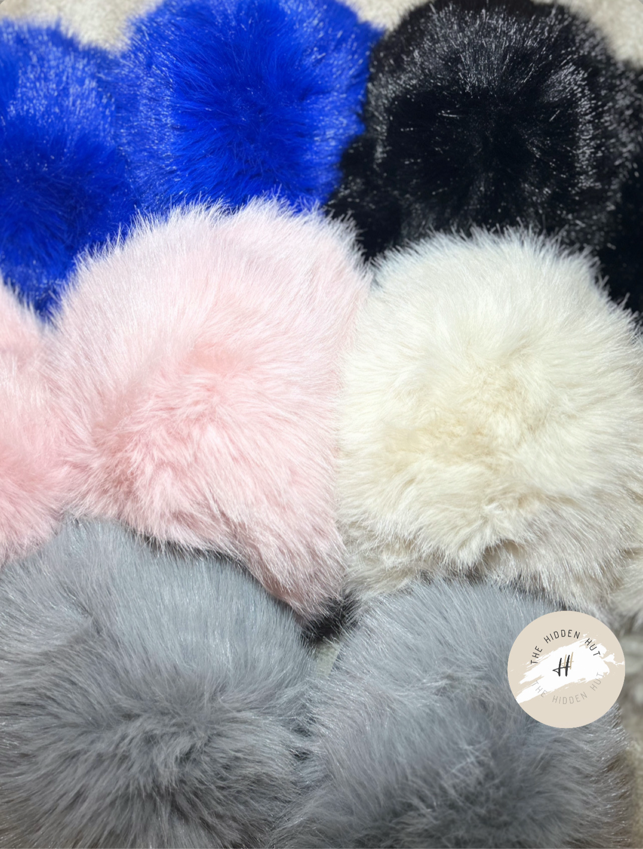 XL FLUFFY SLIPPERS