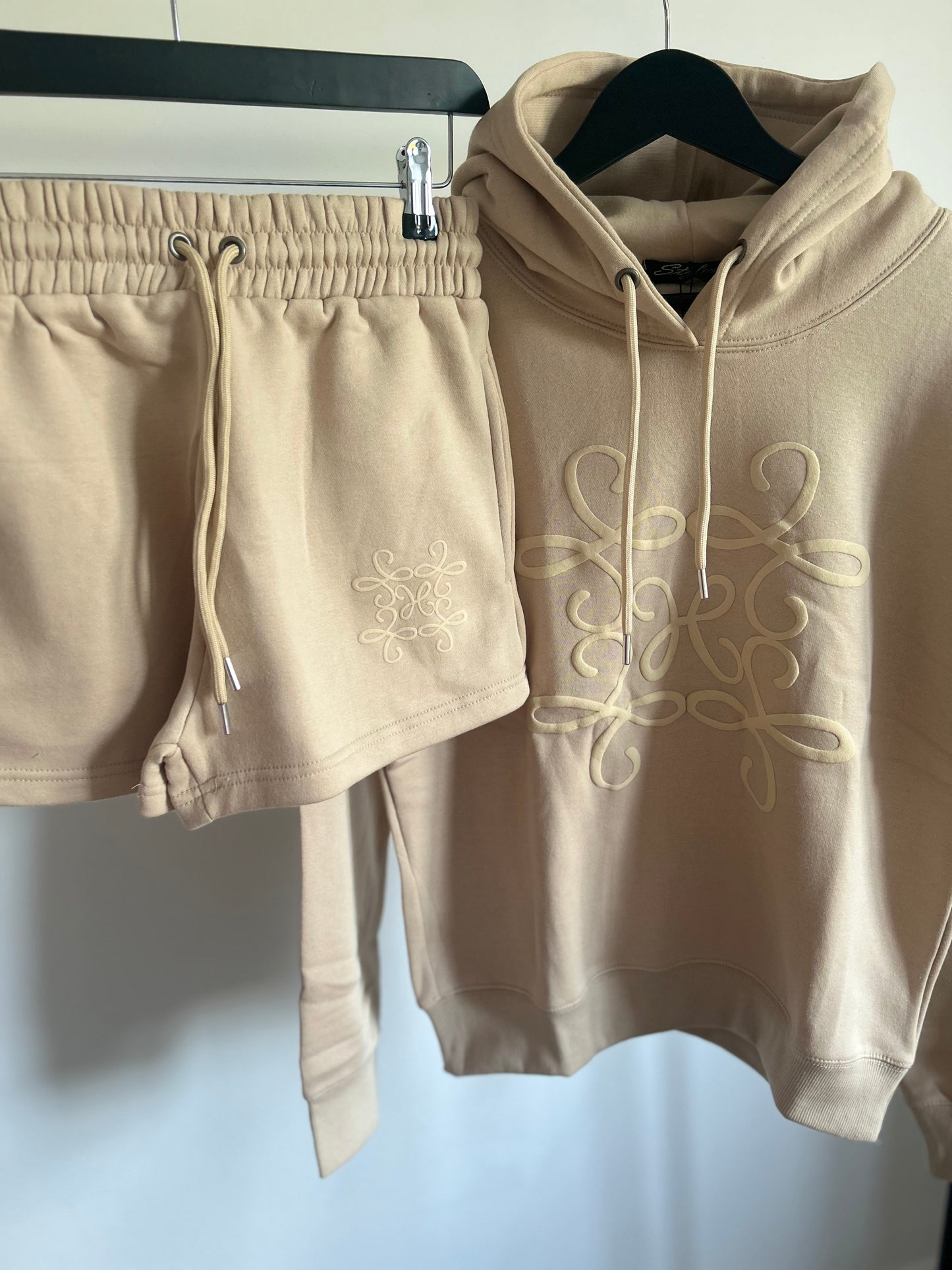 THE HIDDEN HUT’S HOODIE + JOGGER SHORTS CO-ORD