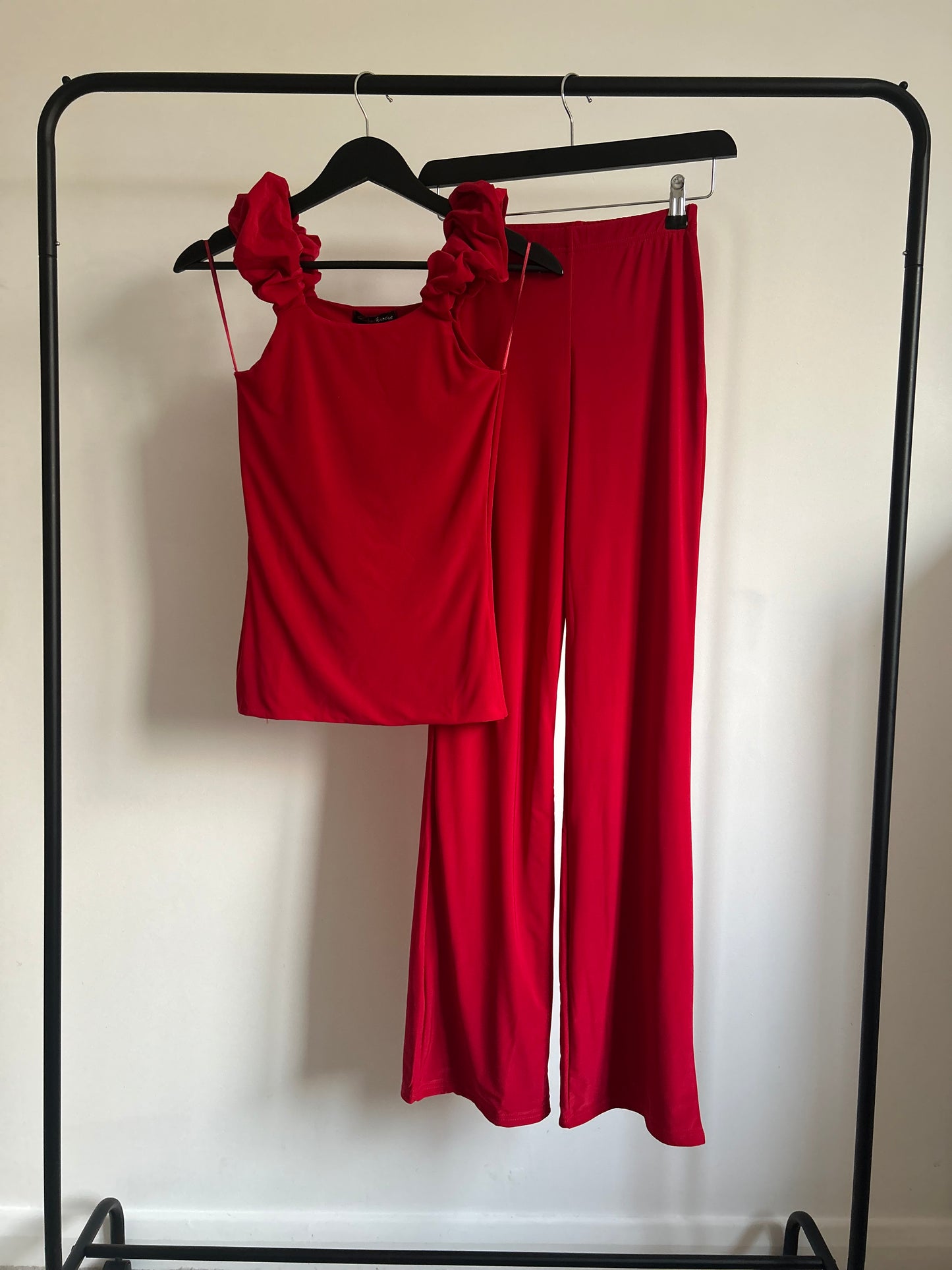 FRILL SLEEVE FLARED SLINKY CO-ORD
