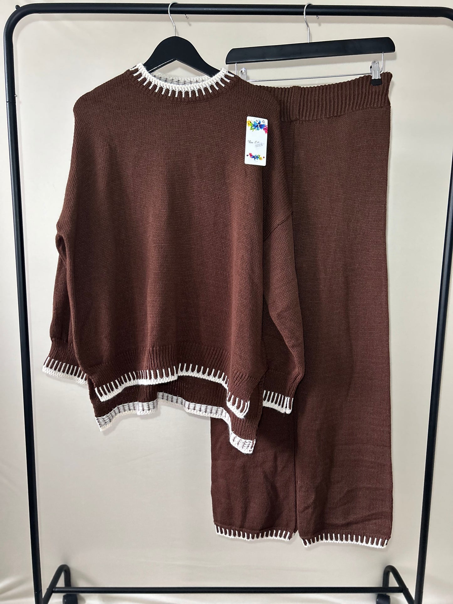 KNITTED STITCH DETAILED SET