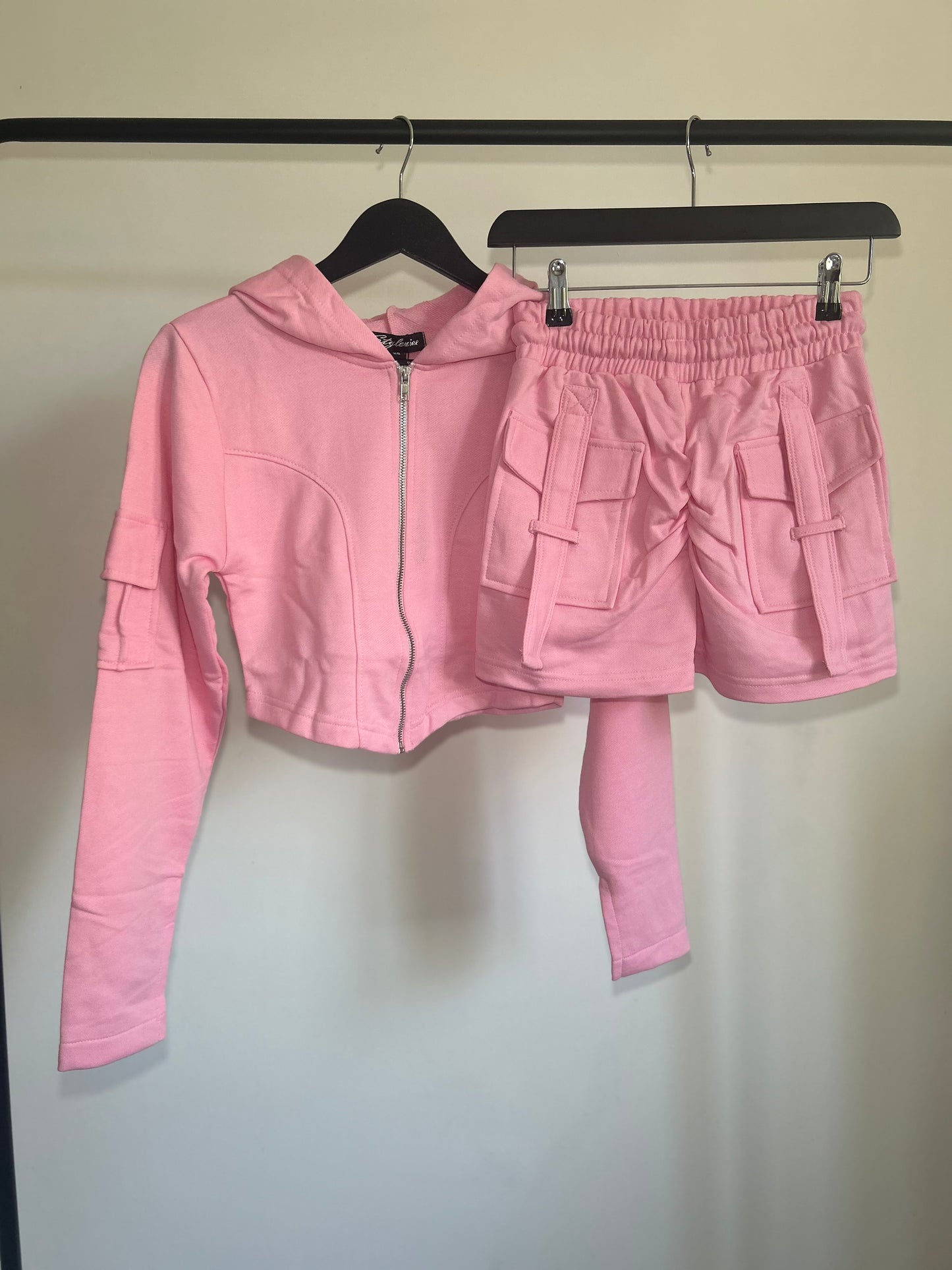 CROPPED ZIP UP HOODIE & RUCHED SHORTS CO-ORD