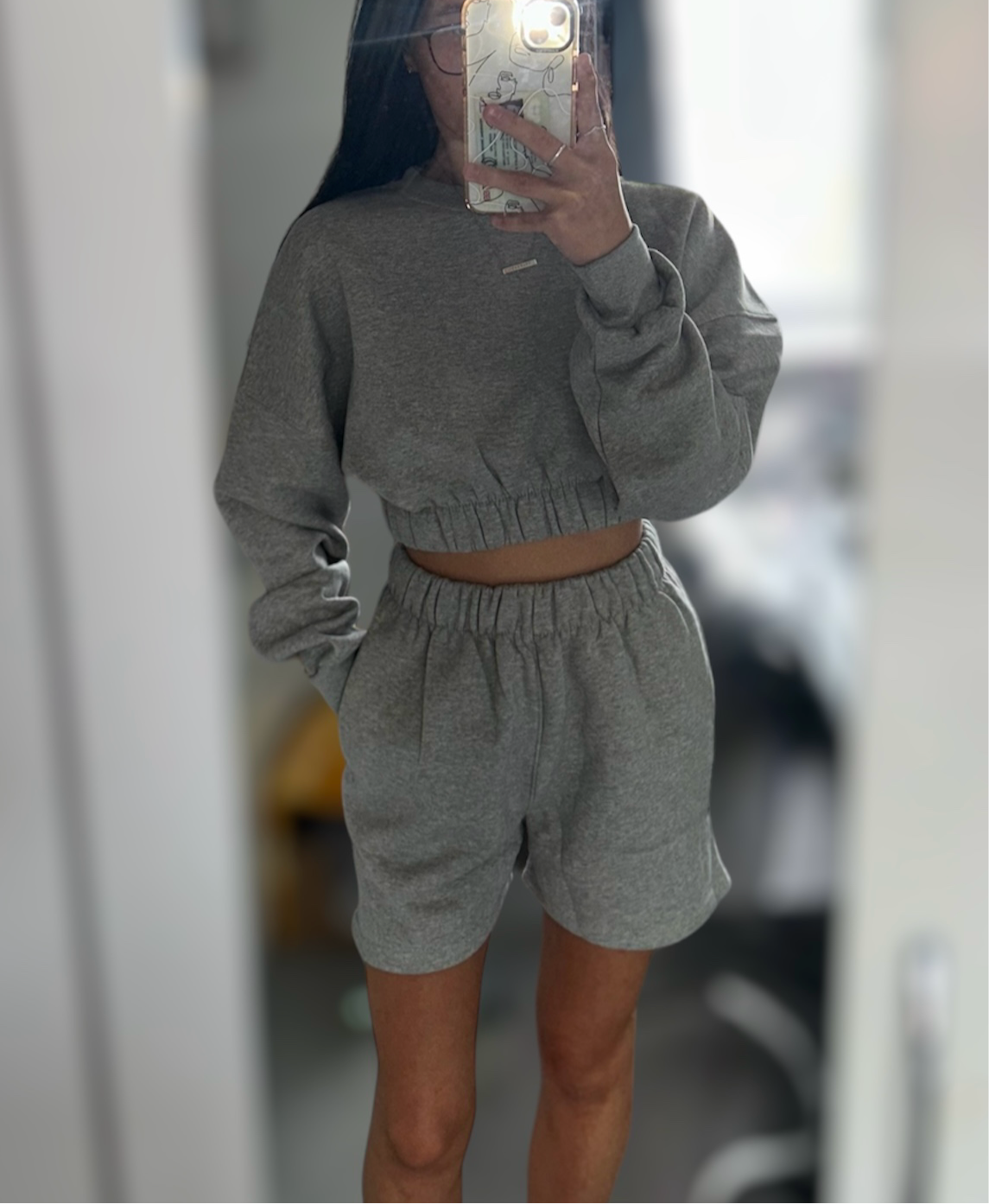 CROPPED JUMPER AND SHORTS SET