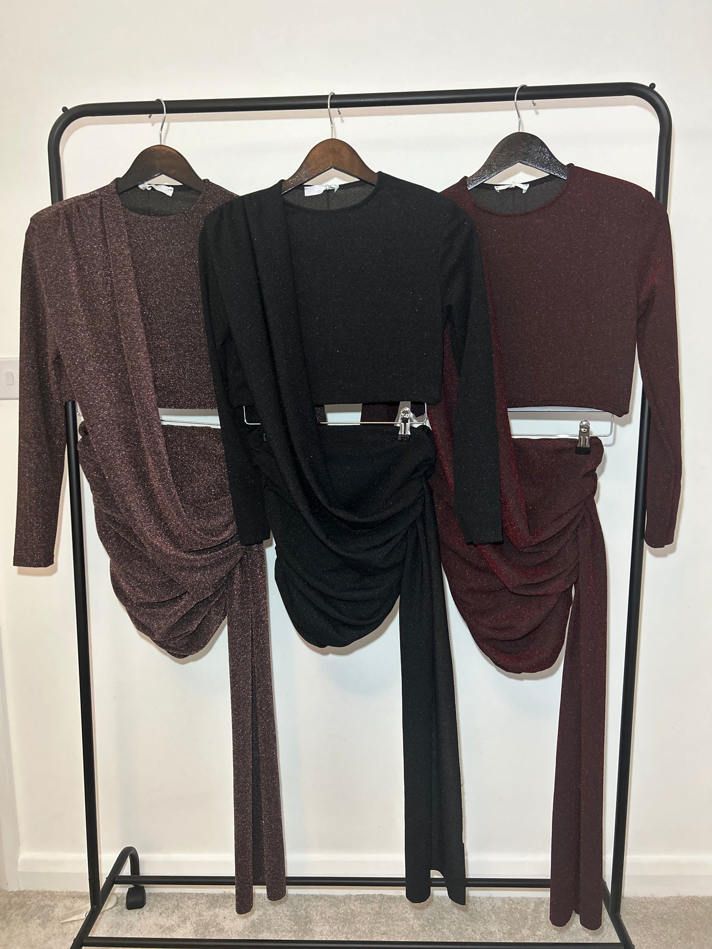 GLITTERY DRAPE DRESS/CO-ORD