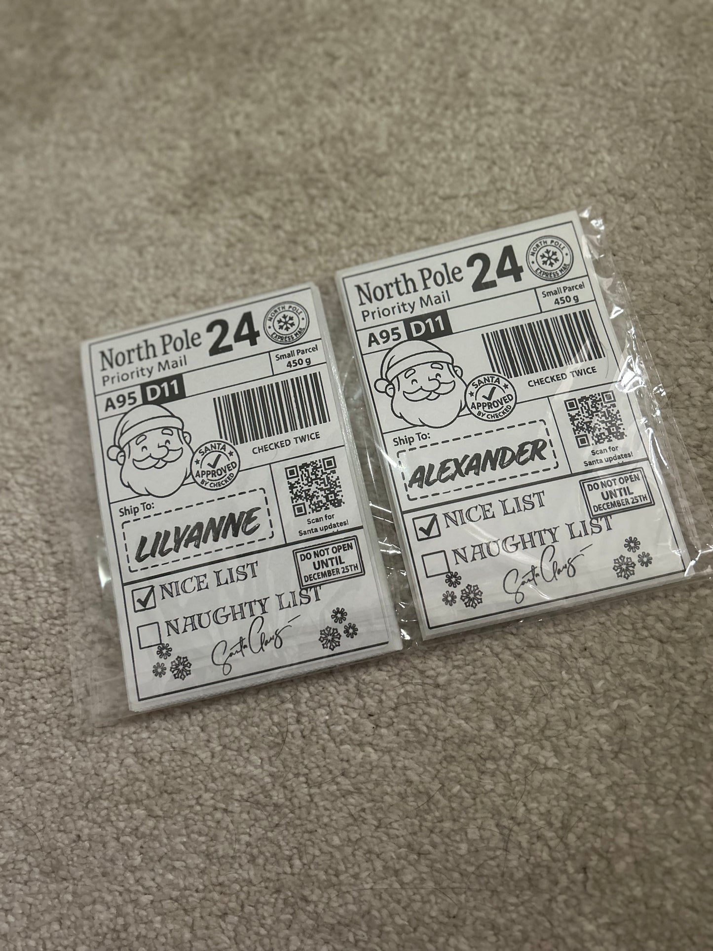 CHRISTMAS PRESENT LABELS - 10pc