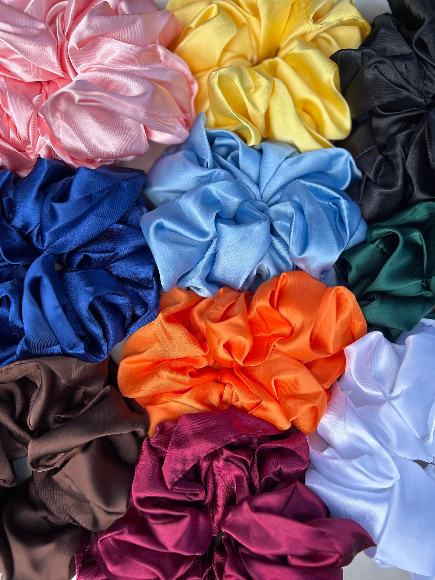 XL SATIN SCRUNCHIES