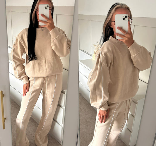 PIPING SWEATSHIRT & WIDE LEG JOGGERS SET