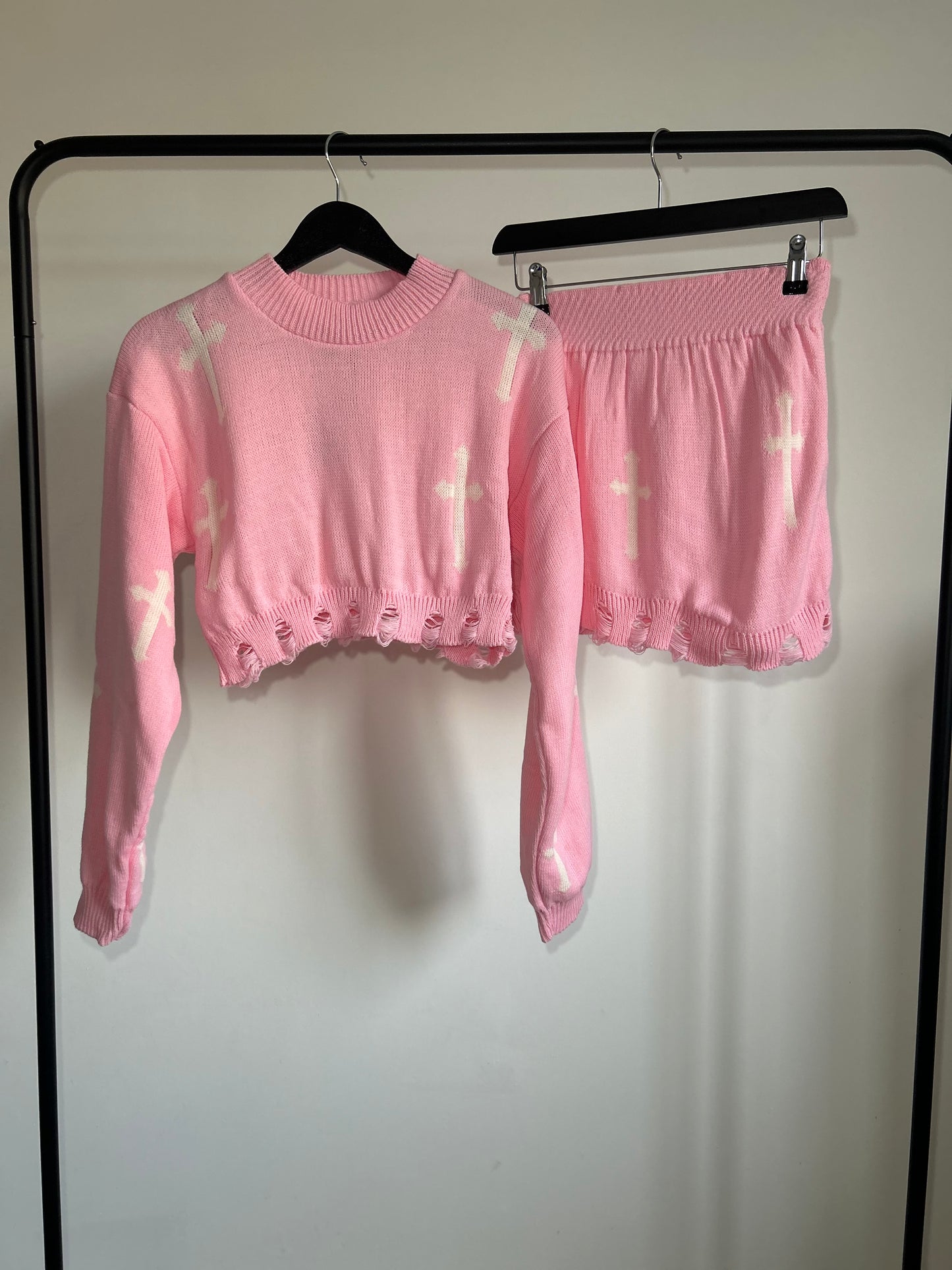 KNITTED CROSS SKIRT AND JUMPER CO-ORD