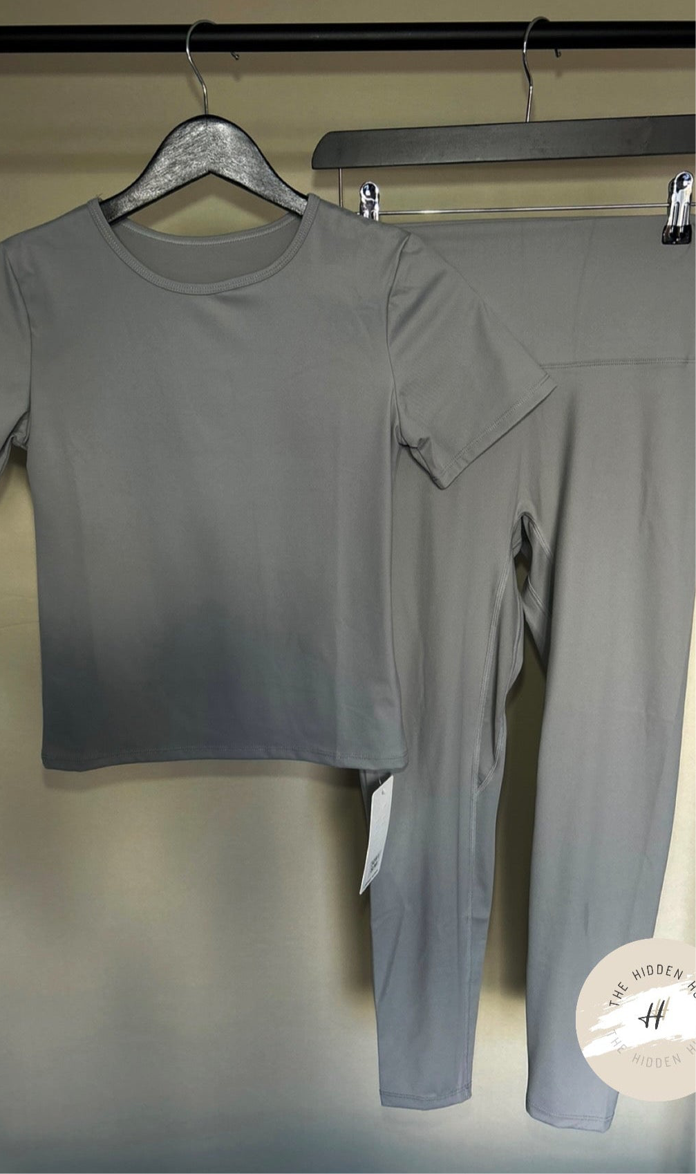 LONG SLEEVED SLINKY GYM SET