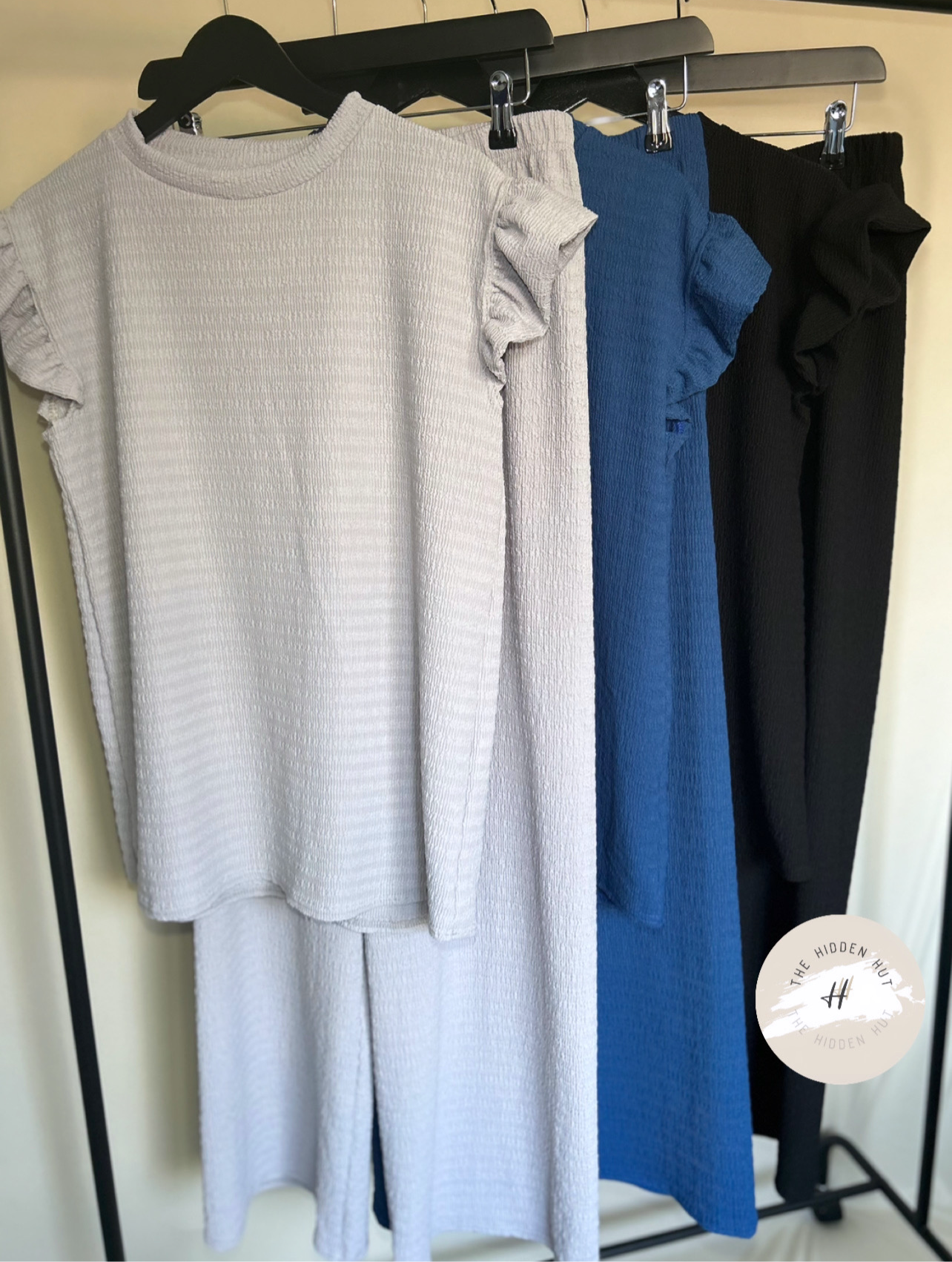 PLUS SIZE TEXTURED FRILL SLEEVED LOUNGE SET