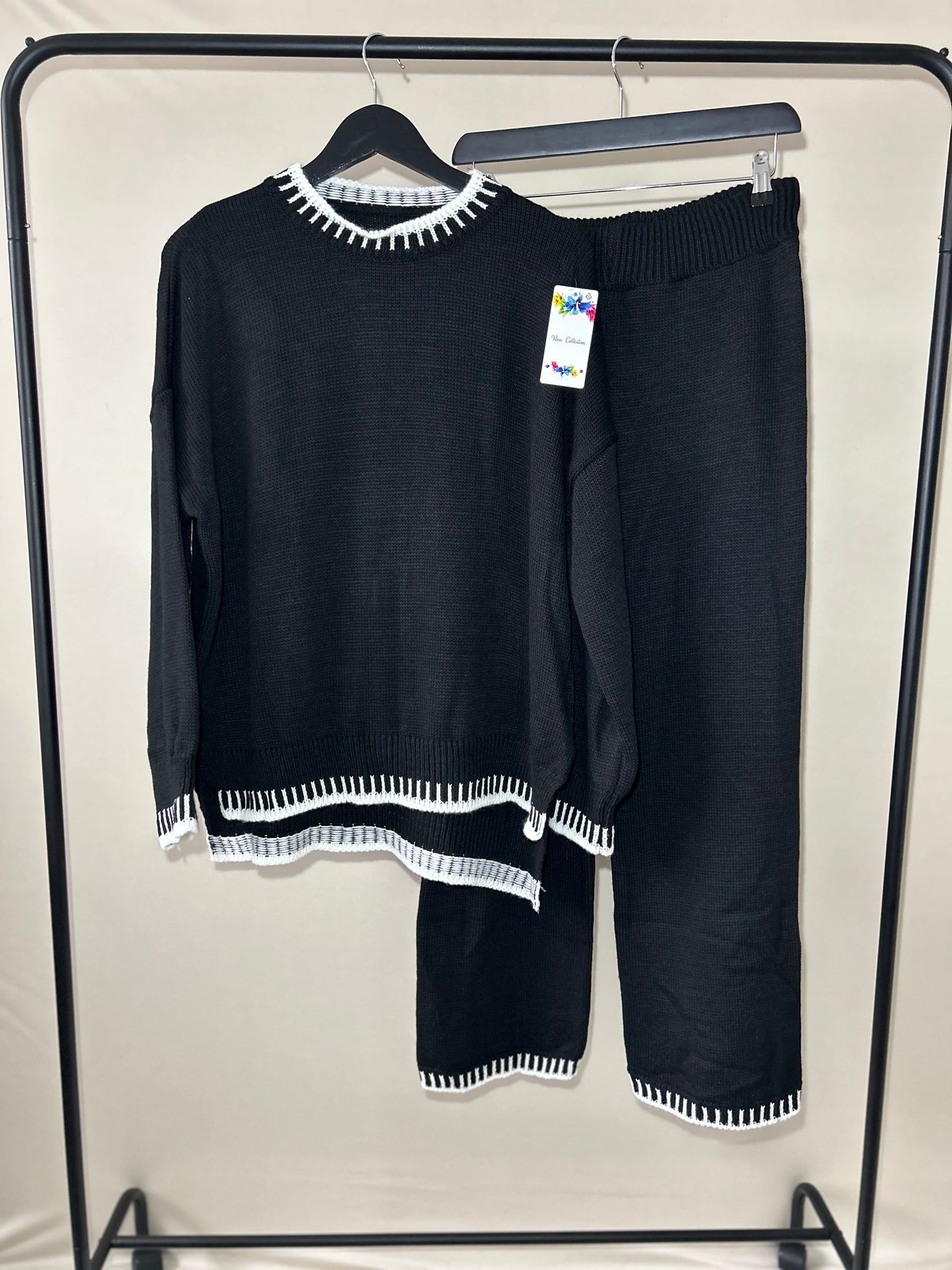 KNITTED STITCH DETAILED SET