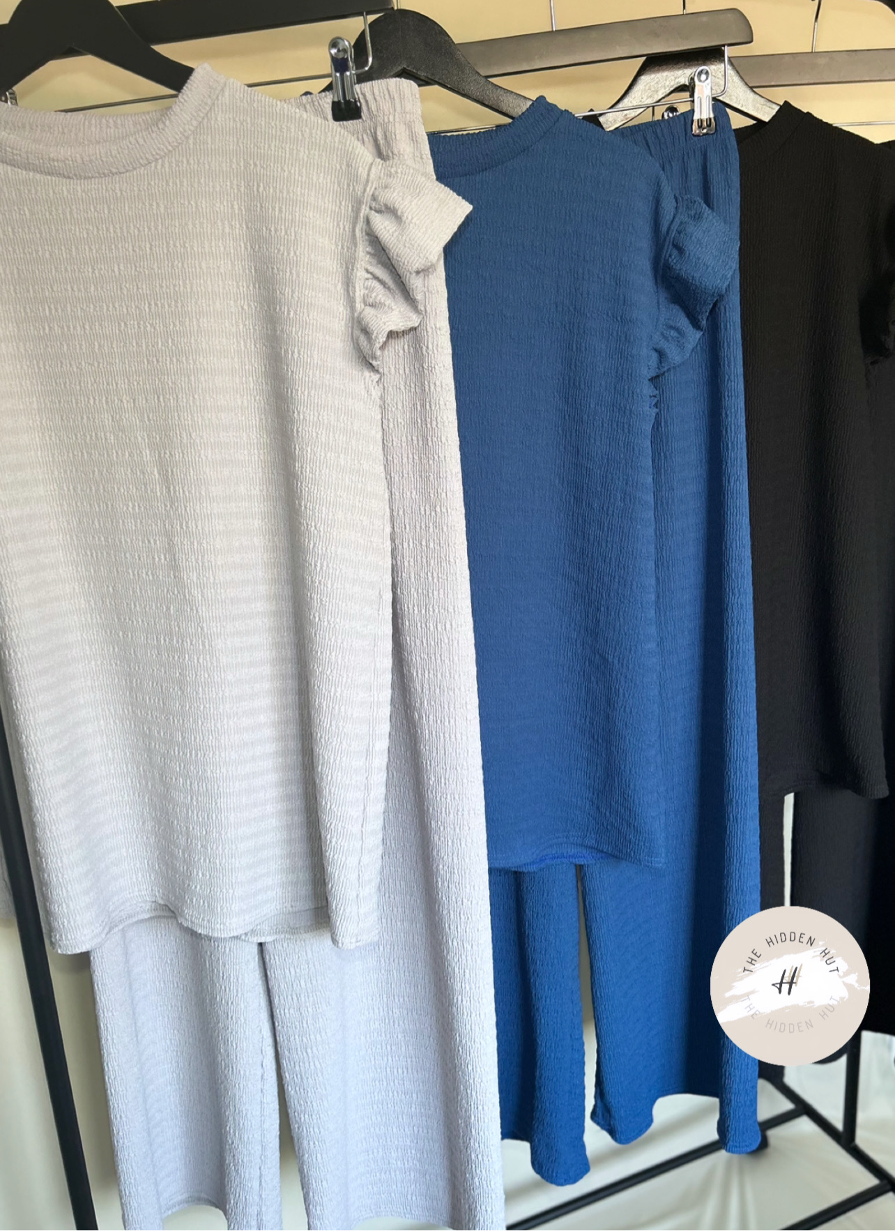 PLUS SIZE TEXTURED FRILL SLEEVED LOUNGE SET
