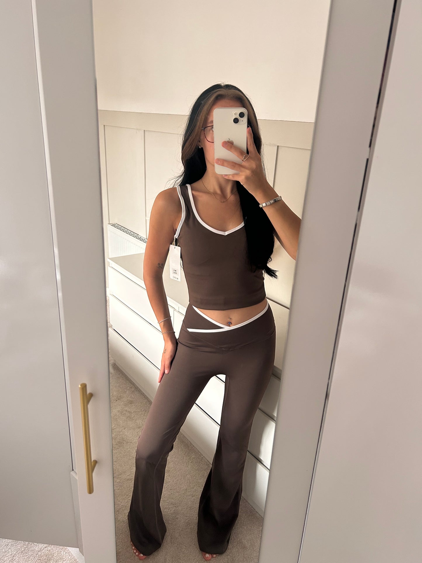 PIPING EDGE FLARED GYM SET WITH PADDING