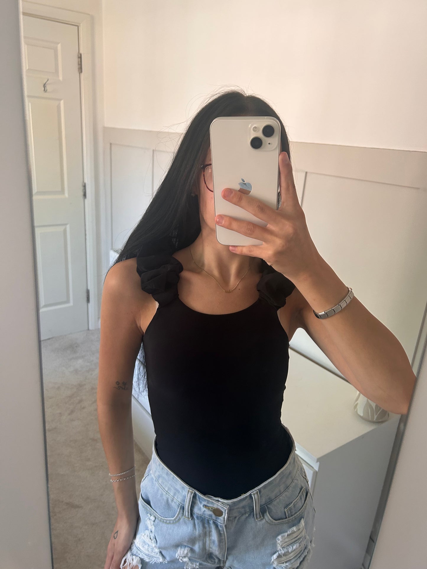 SLINKY RUCHED SHOULDER BODYSUIT