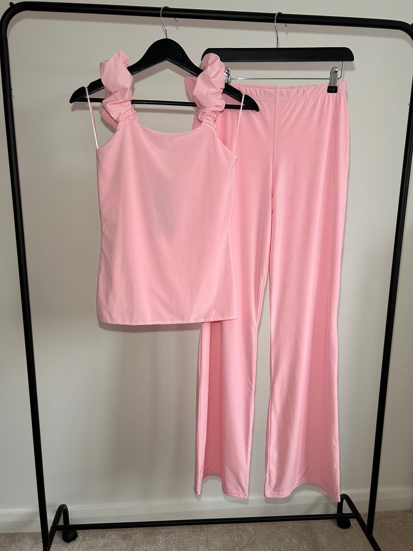 FRILL SLEEVE FLARED SLINKY CO-ORD