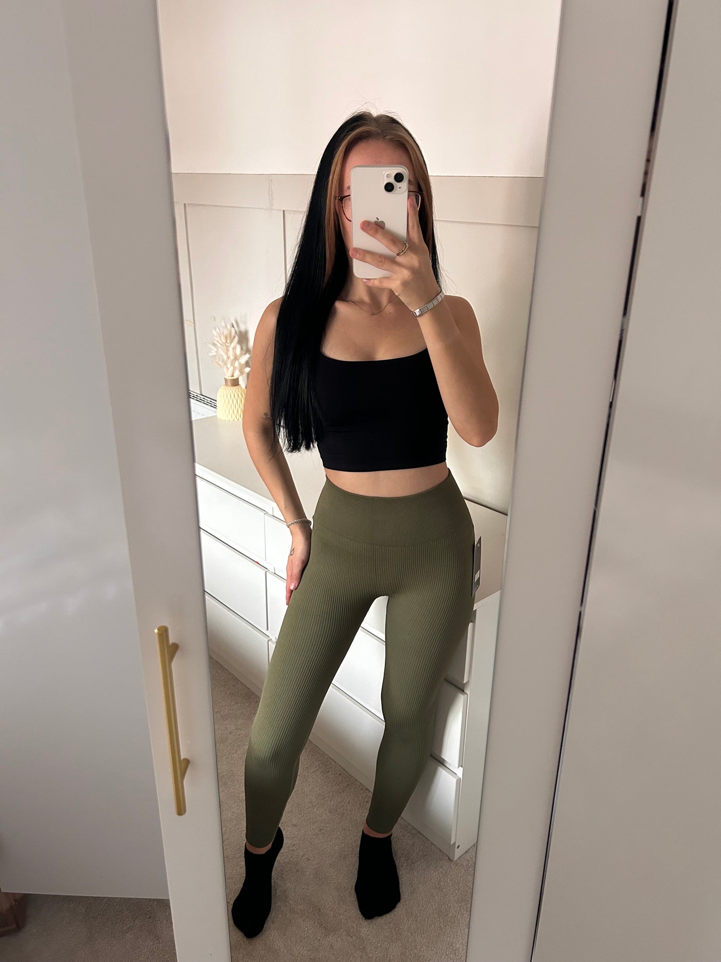 THICK HIGH WAISTED RIBBED LEGGINGS