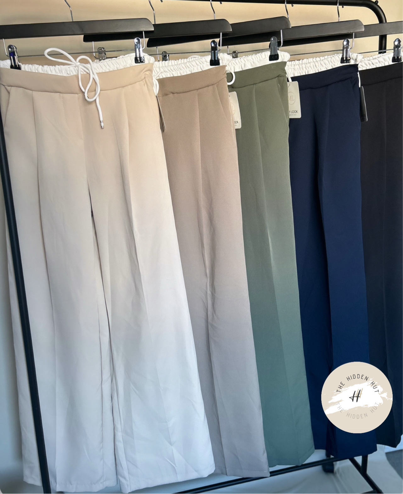 WHITE WAISTBAND STRAIGHT LEG TROUSERS