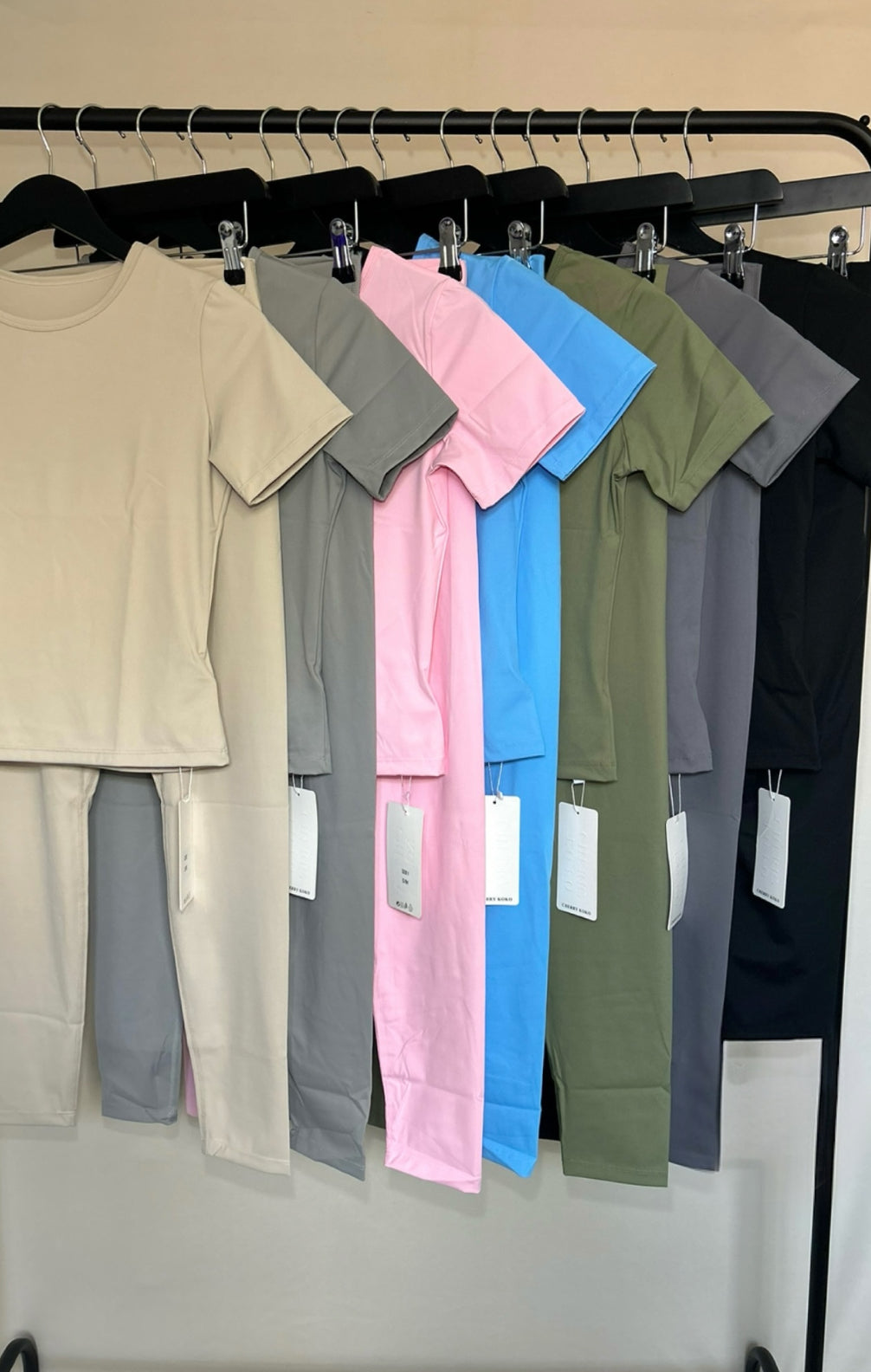SLINKY SHORT SLEEVED GYM SET