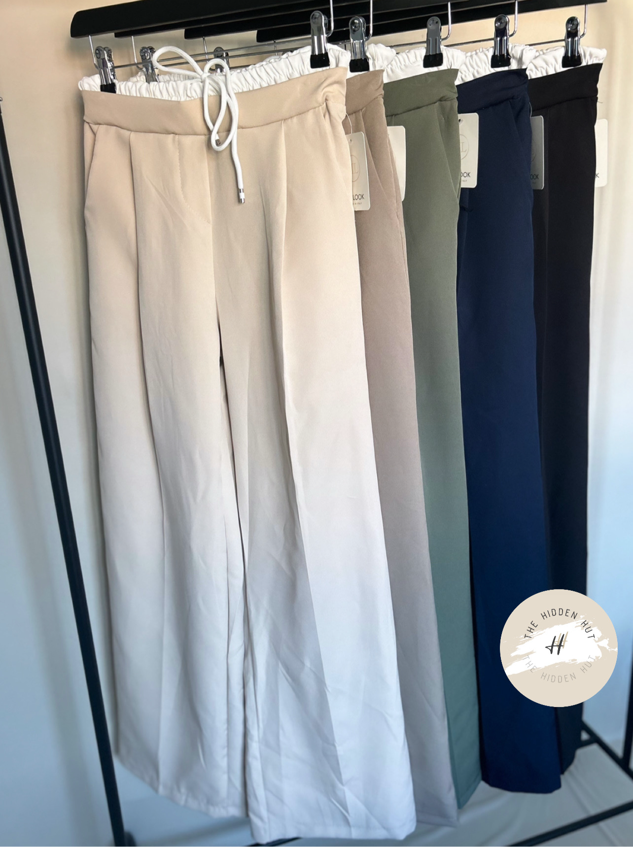 WHITE WAISTBAND STRAIGHT LEG TROUSERS