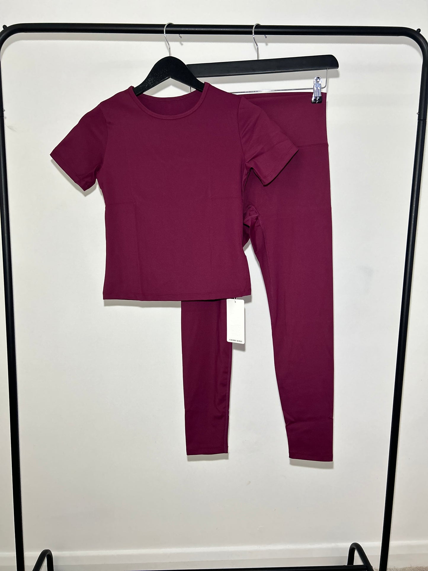 SLINKY SHORT SLEEVED GYM SET