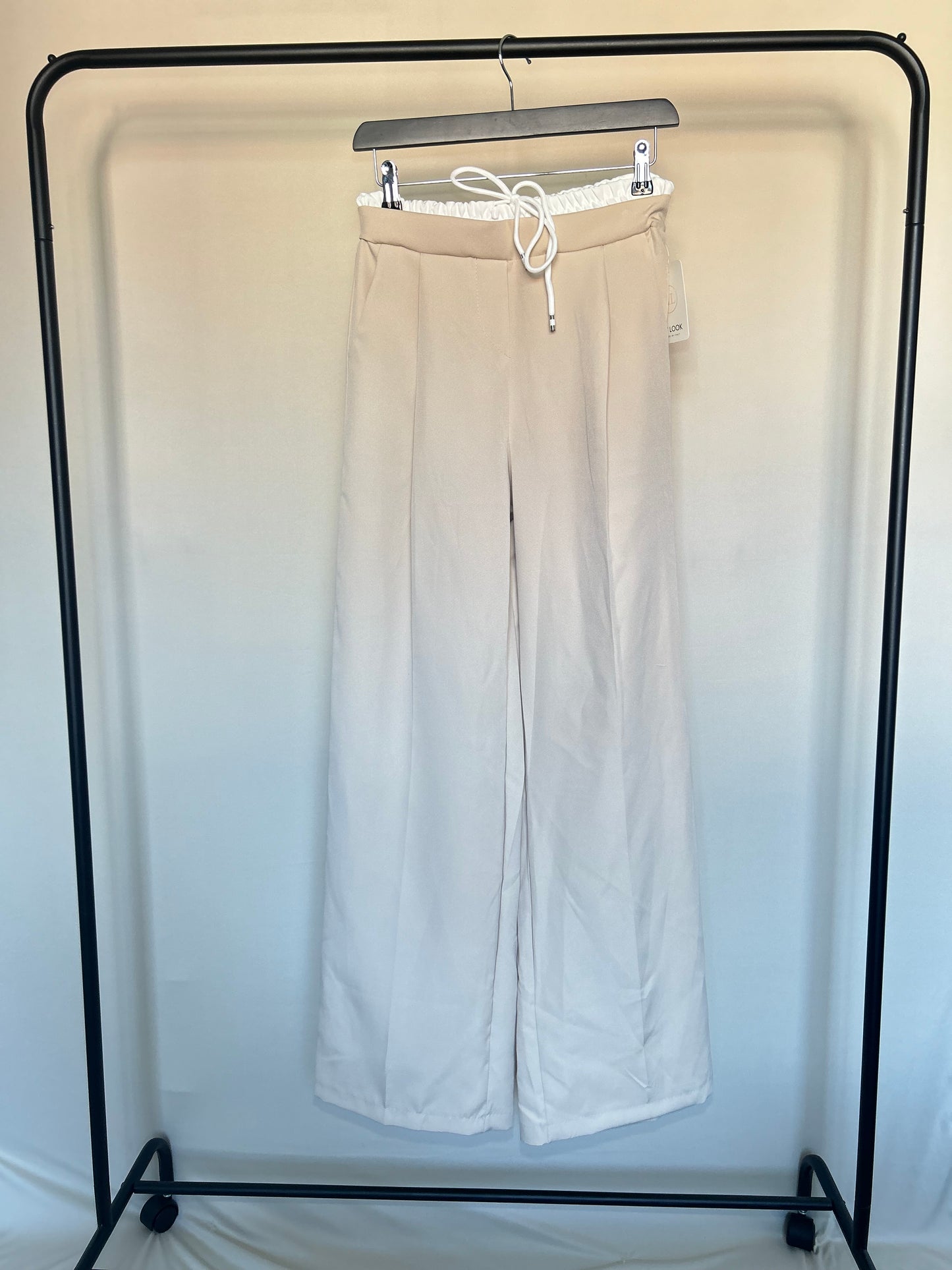 WHITE WAISTBAND STRAIGHT LEG TROUSERS