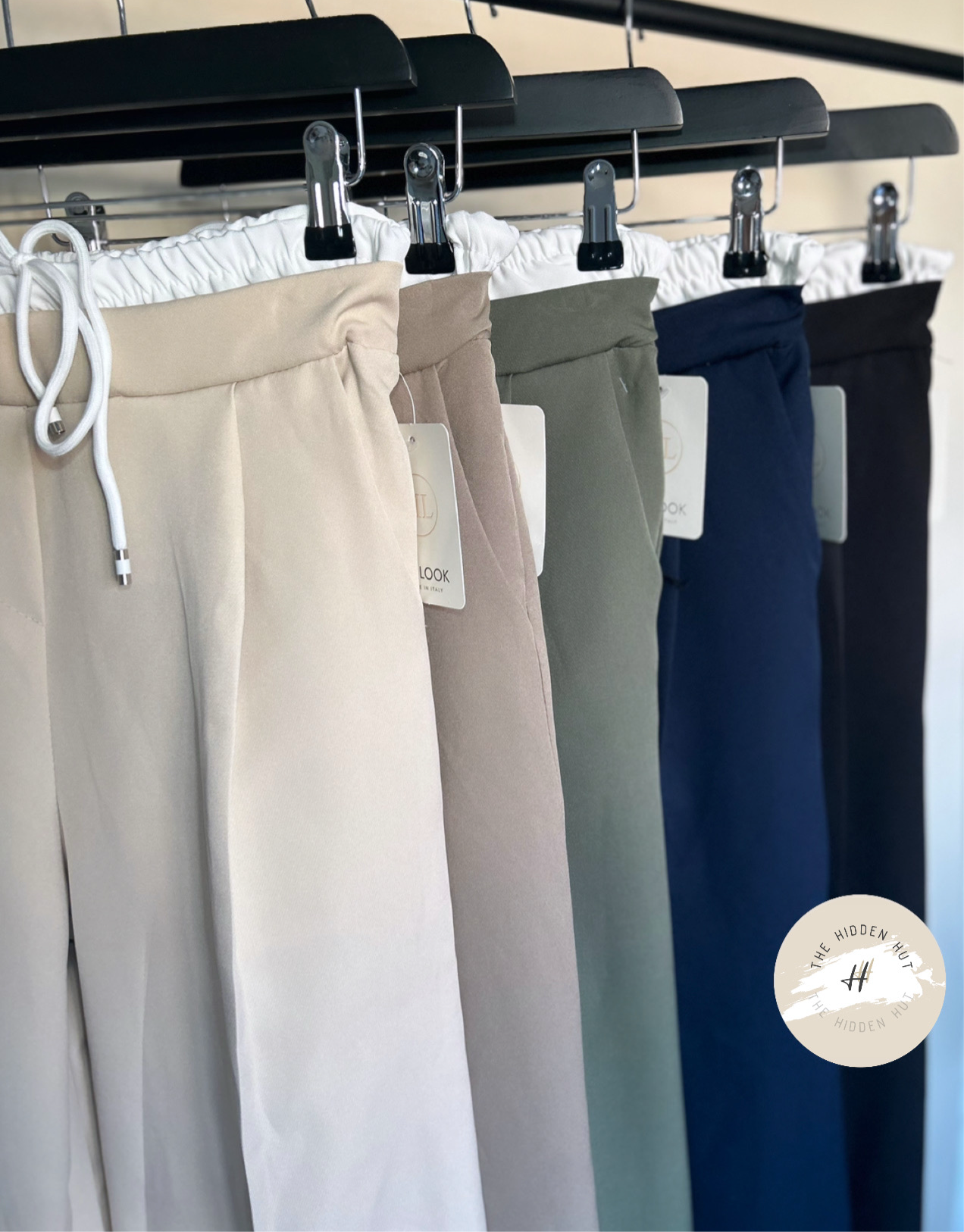 WHITE WAISTBAND STRAIGHT LEG TROUSERS